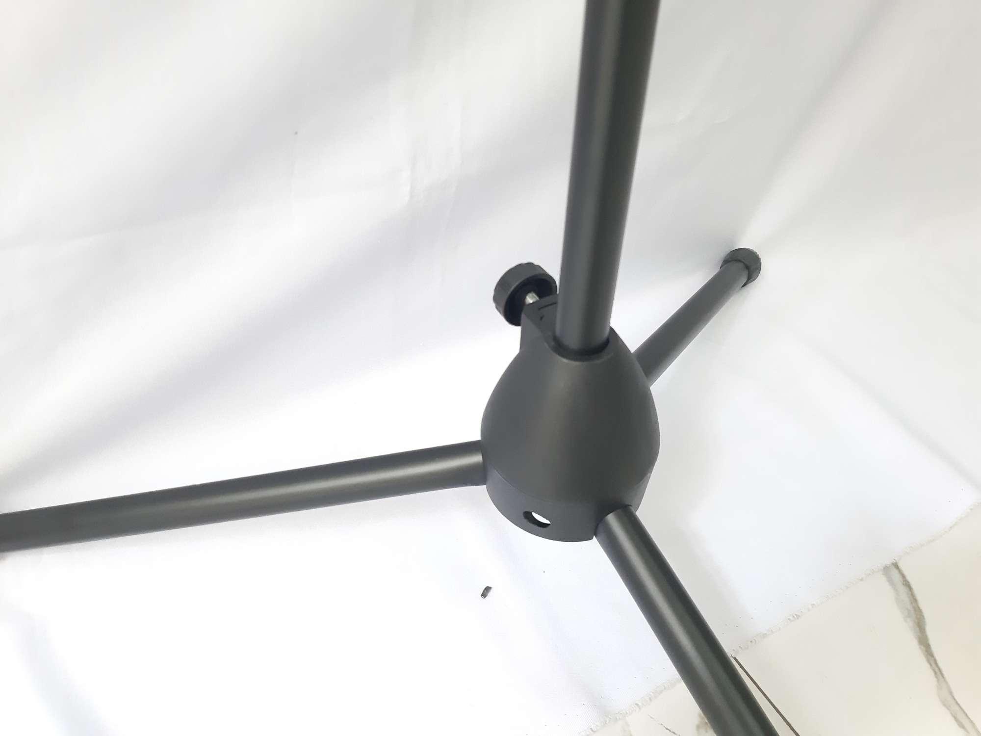 chân kẹp micro, chân đứng kẹp micro