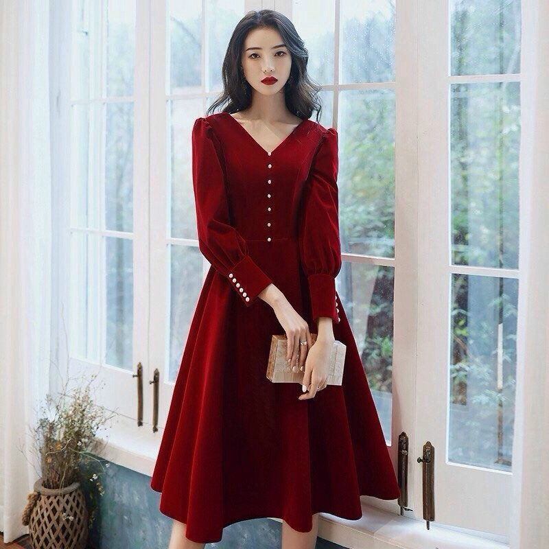 ĐẦM xòe CÔ DÂU tay dài CỔ V ĐÍNH NÚT
