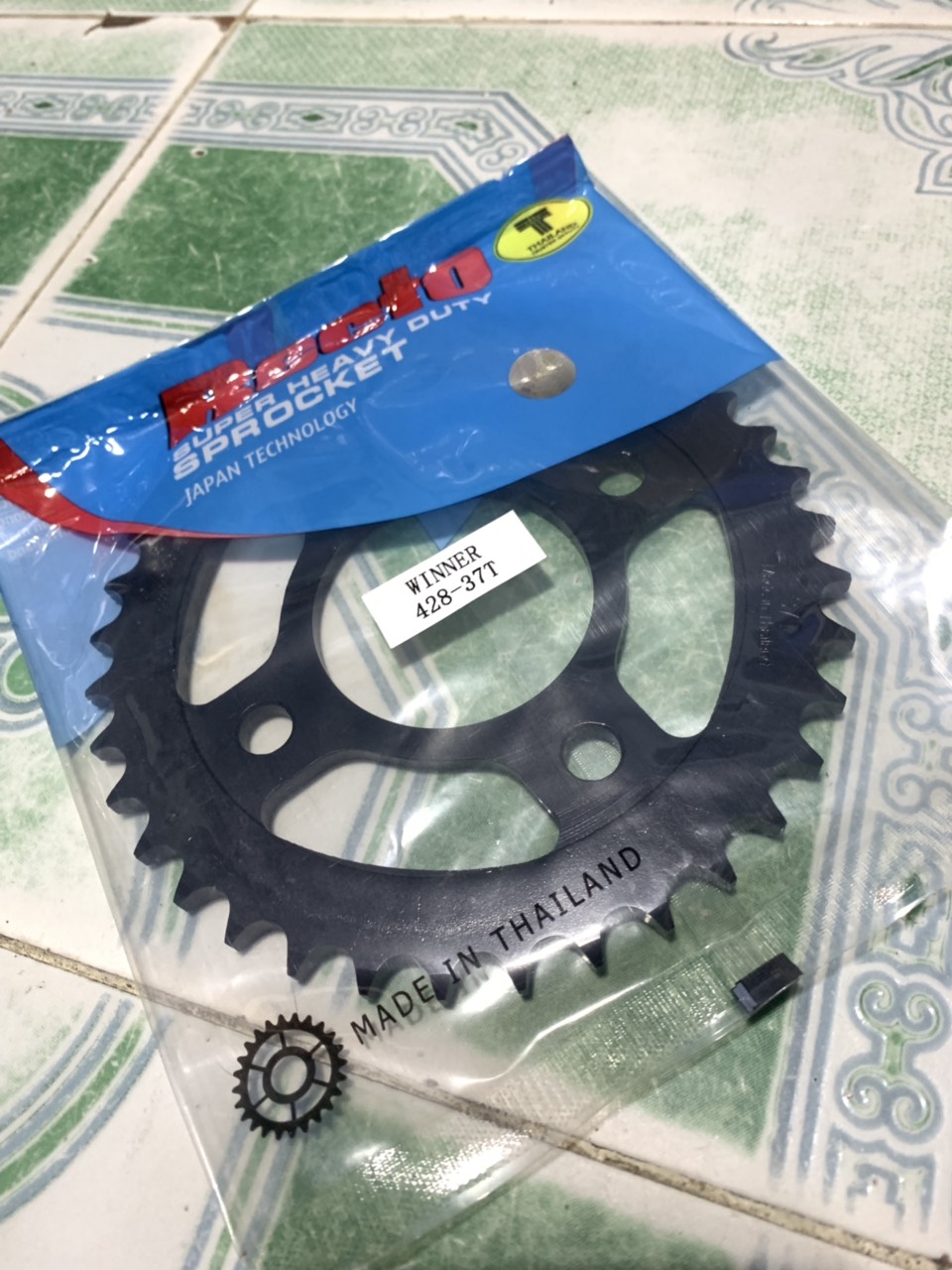 Dĩa 37T xe winner hiệu recto