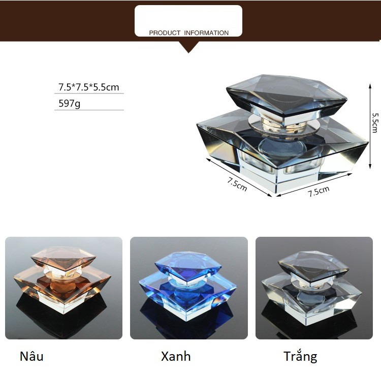 Lọ đựng nước hoa pha lê trên ô tô
