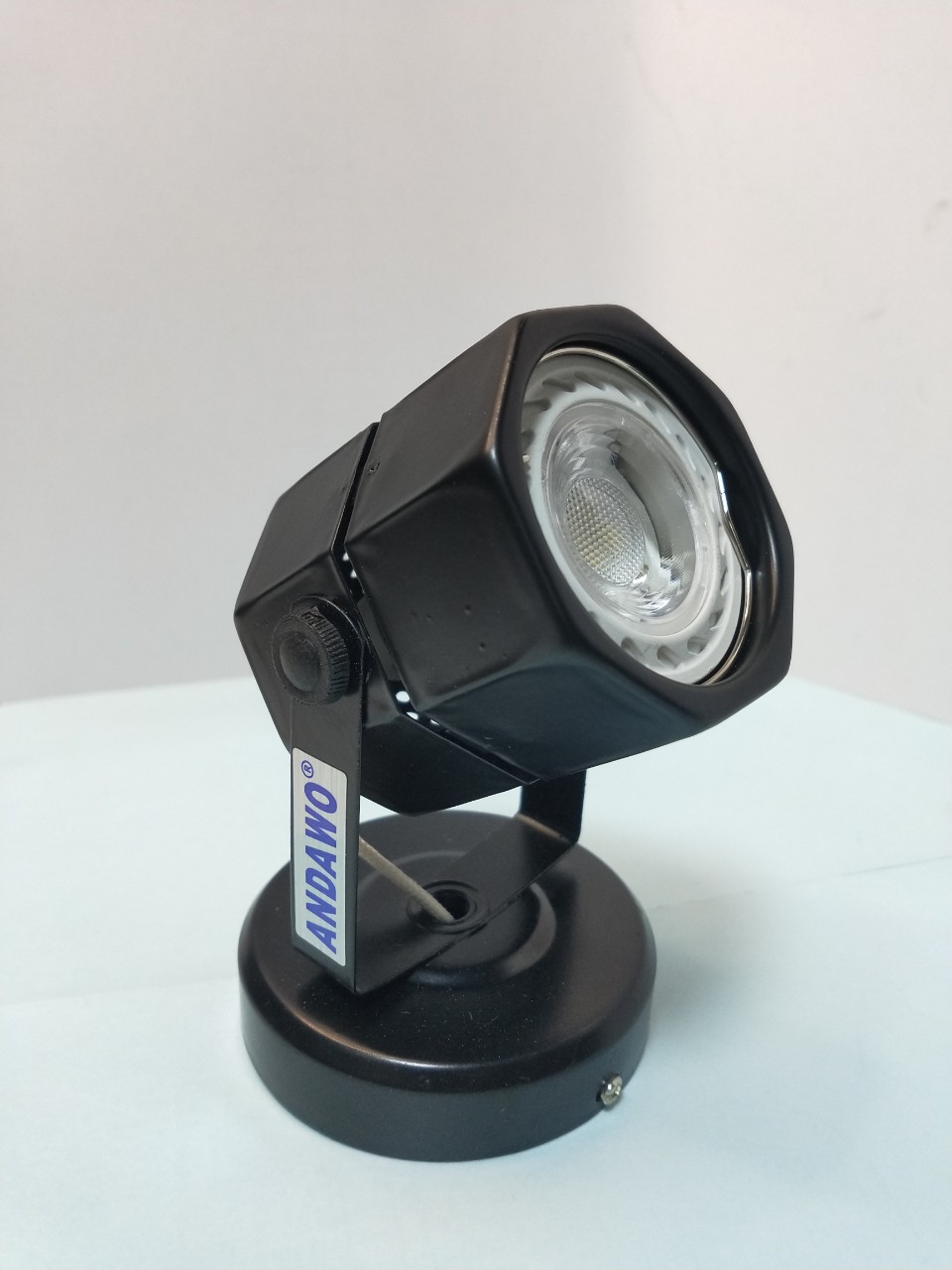 Đèn rọi ngồi lục giác bóng led 5W