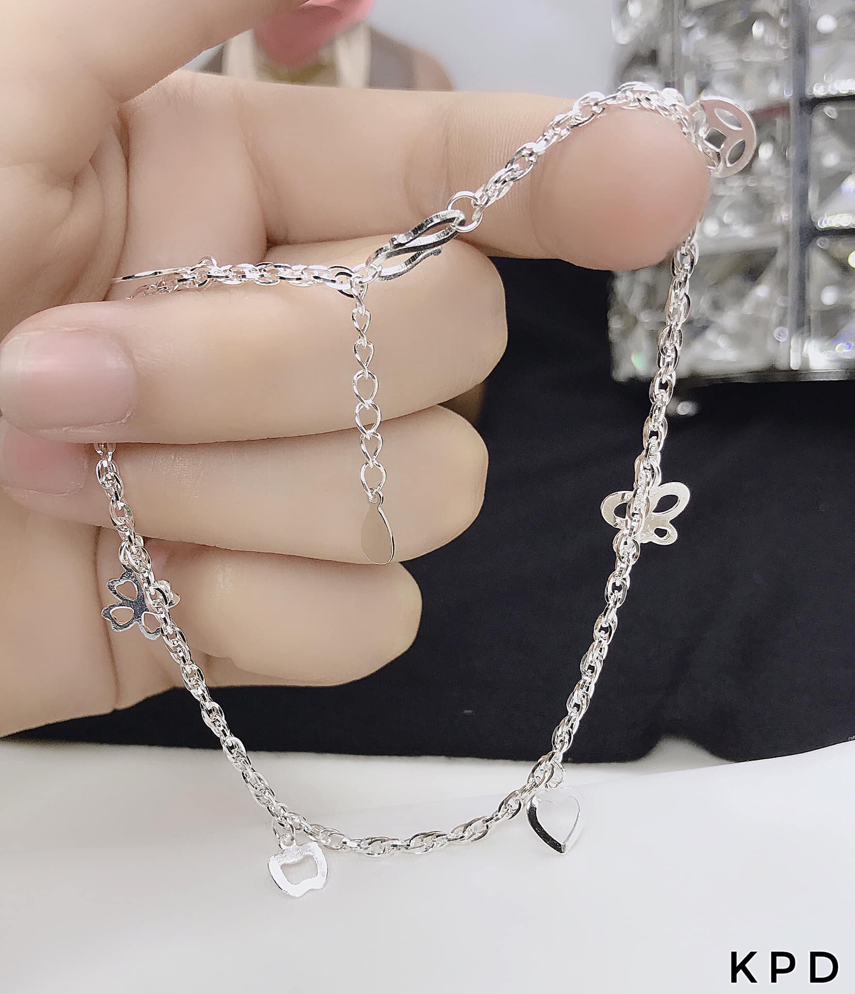 Women's Silver Anklets