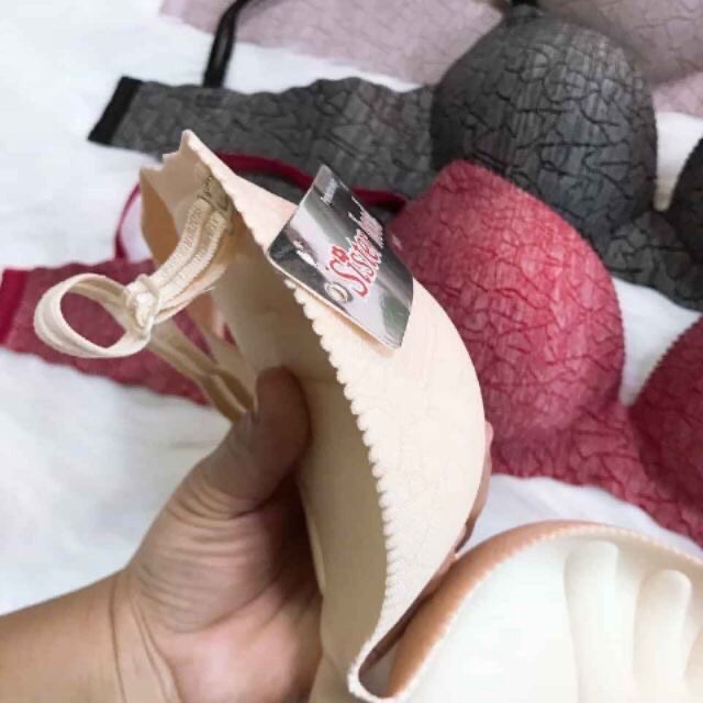 (C23 áo lót đúc su dày 4cm siêu nâng ngực