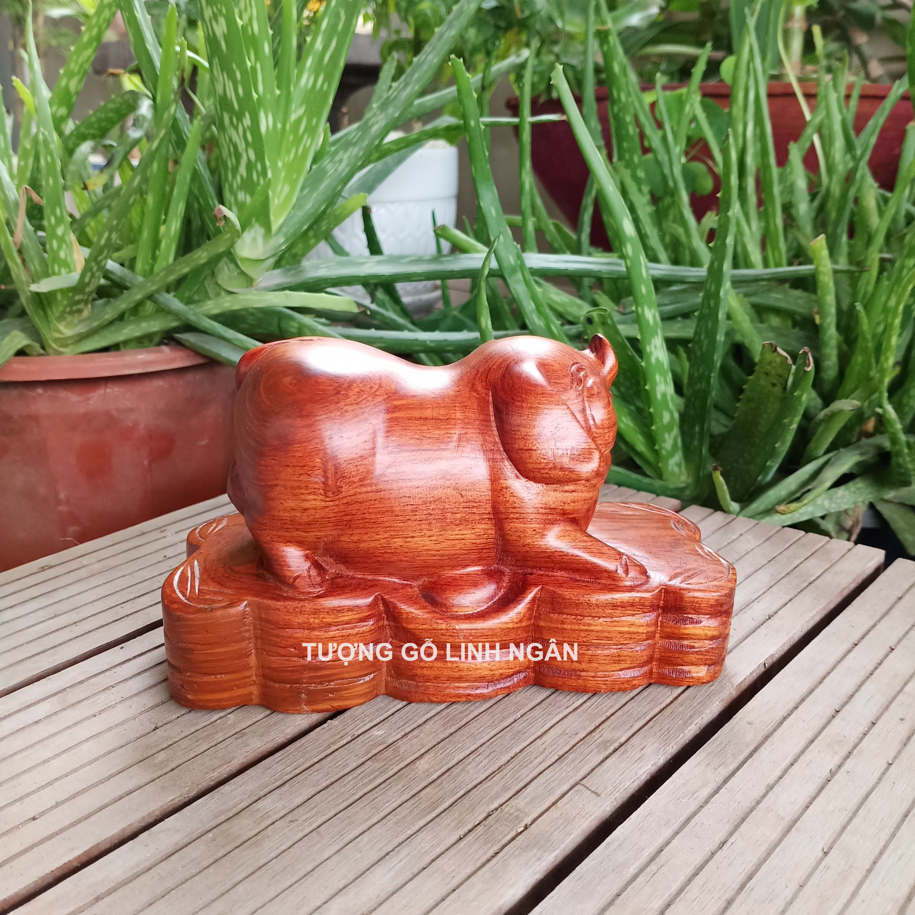 Tượng lợn gỗ hương (Cao 8 cm, rộng 15, sâu 6 cm)
