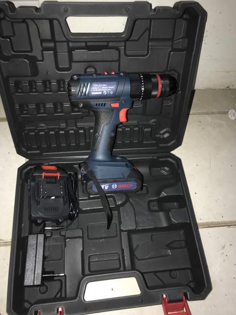 Máy khoan pin búa và bắt vít bosh tsr 21v-2li, 2 pin 21 vôn 2000mah, made in thái lan, măng danh thép kẹp được mũi khoan 13mm, khoan bê tông khỏe.