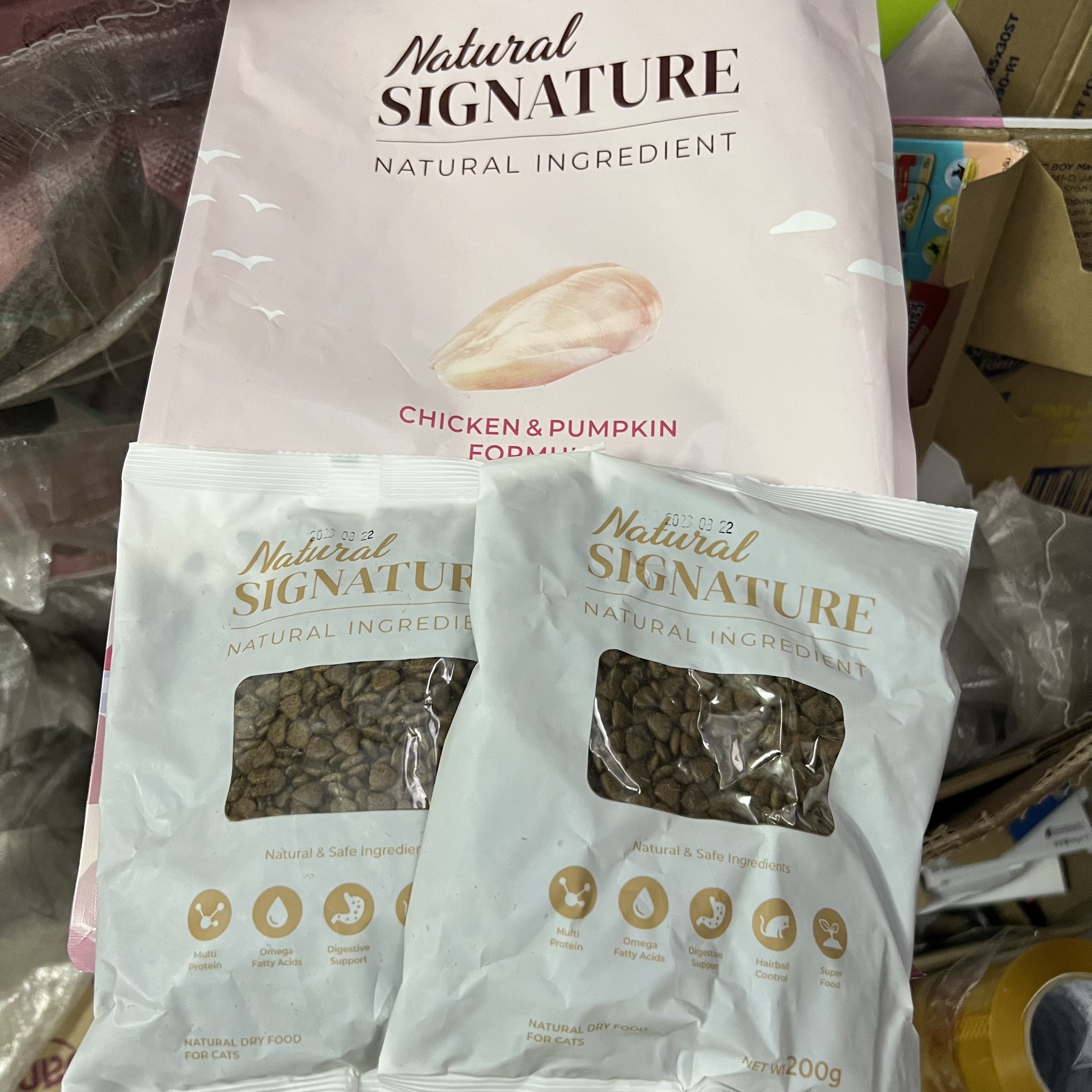 Hạt hữu cơ cho mèo mọi lứa tuổi Natural Signature, Hạt cho mèo Natural Signature