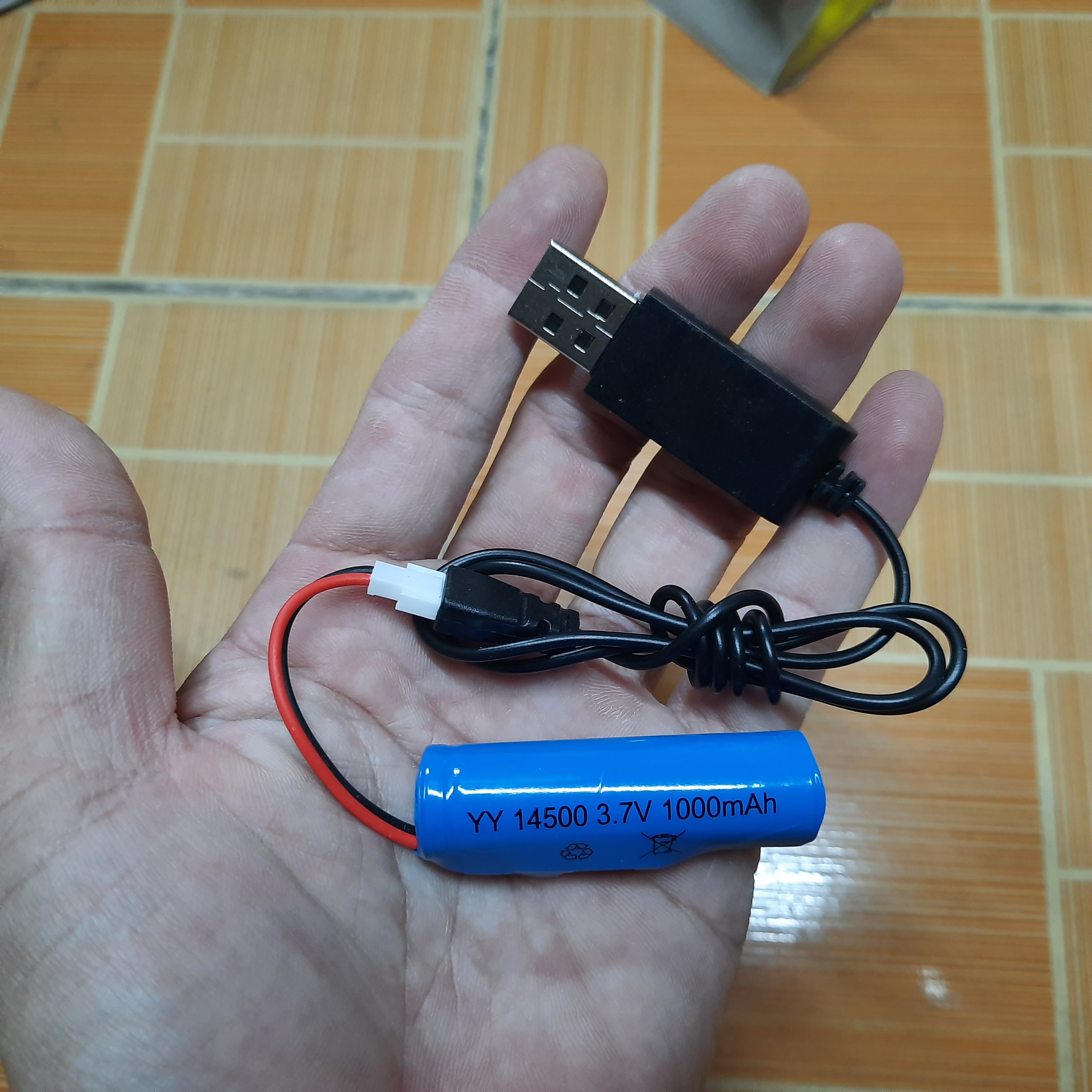 Pin sạc 3.7v 14500 cổng nối xh2.54 dung lượng 1000mah cho xe điều khiển từ xa