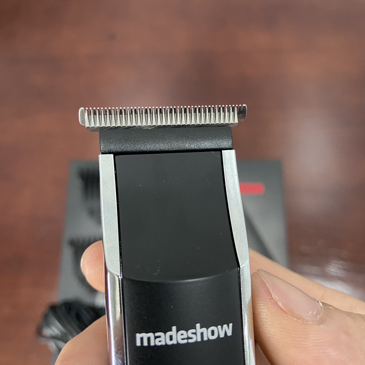 Tông đơ chấn viền Madeshow M1+ cao cấp