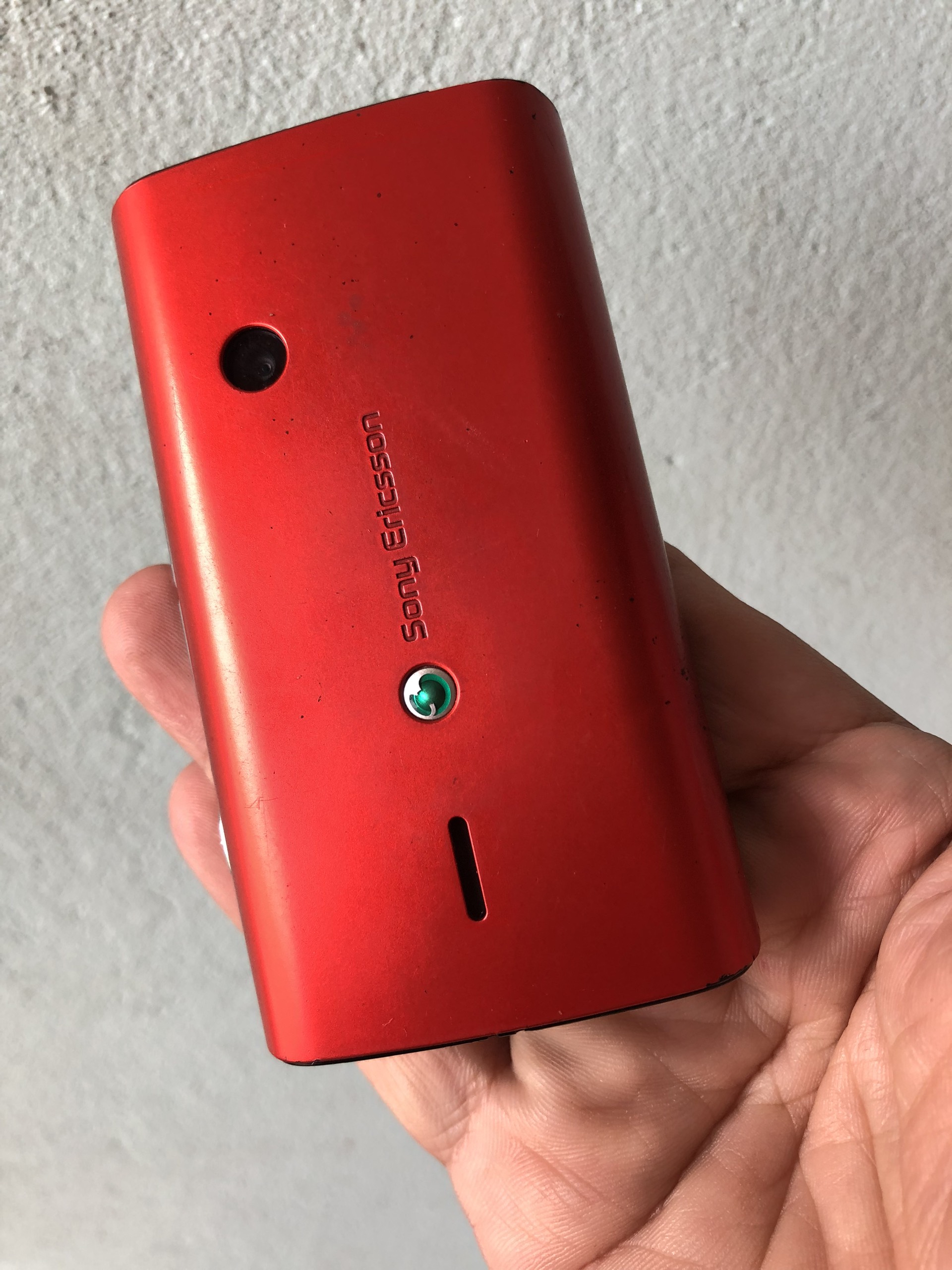 Sony-Ericsson-X8