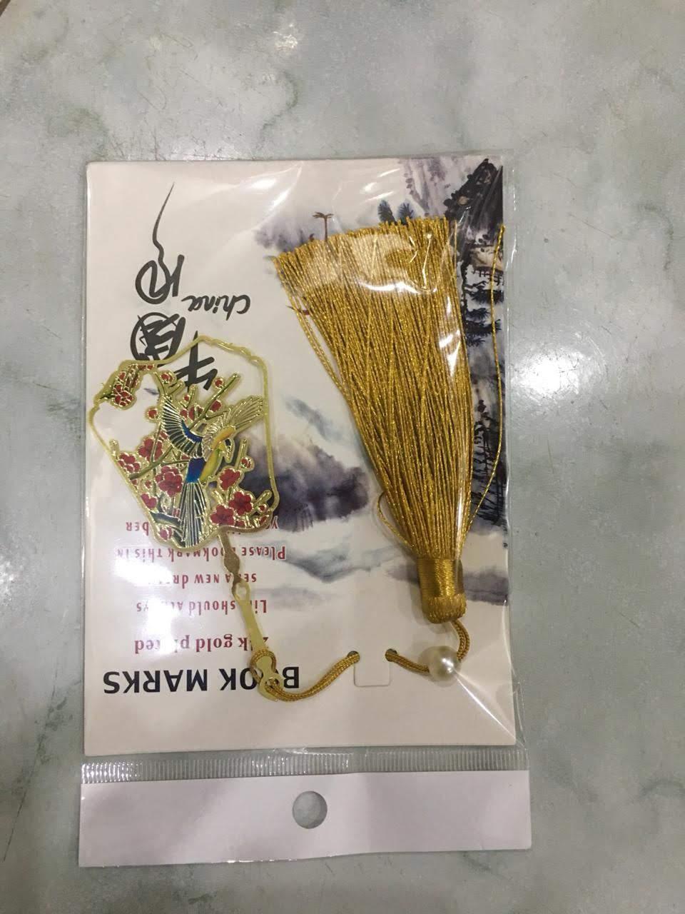 Bookmark chặn sách kim loại hình cây quạt