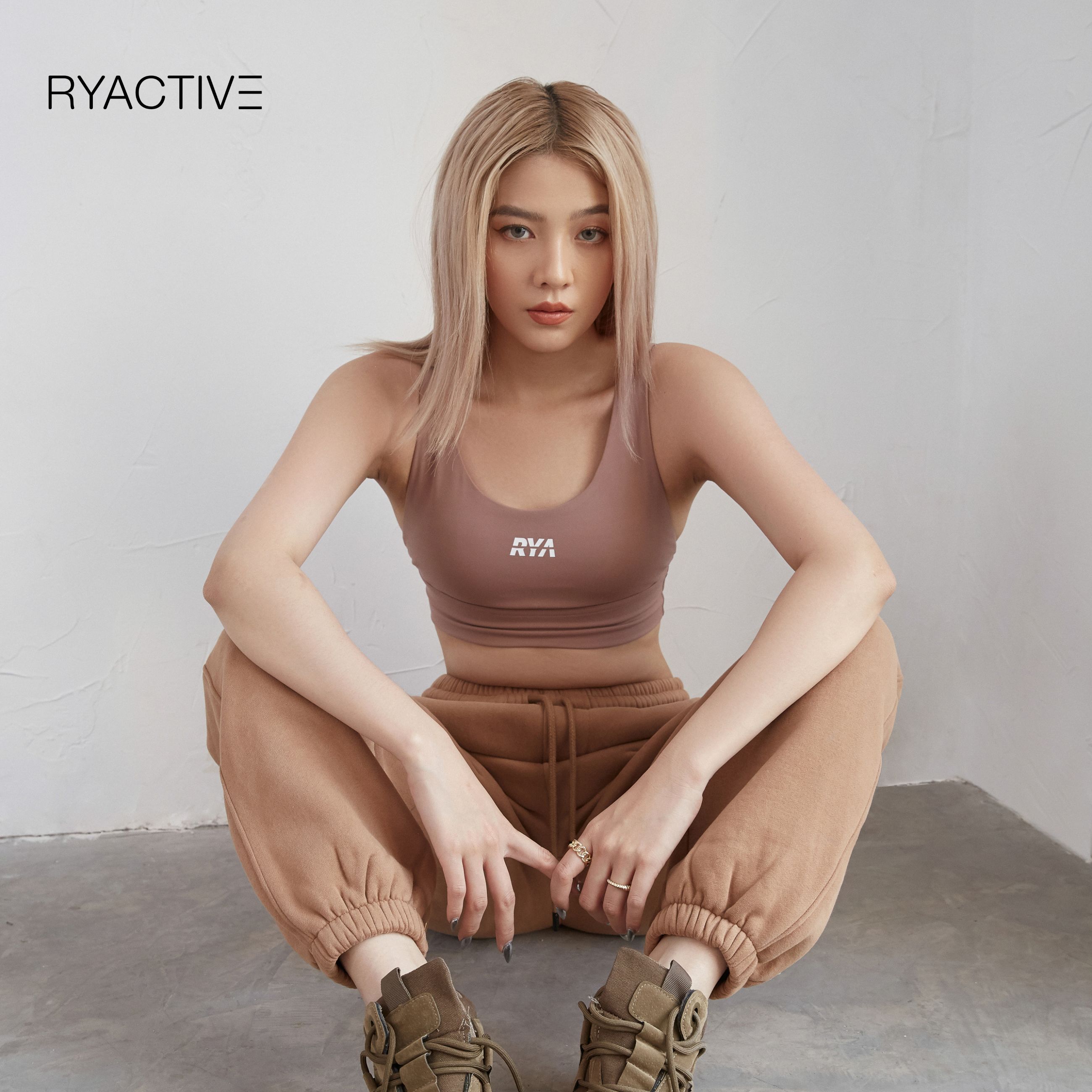 Quần jogger thể thao RYACTIVE - OVERSIZE JOGGER Caramel