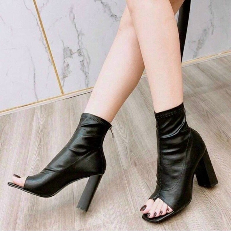 ❈ Giày bốt nữ cổ cao hở mũi chất da mềm boot nữ xỏ ngón đế vuông gót cao 8 phân có khóa kéo sau