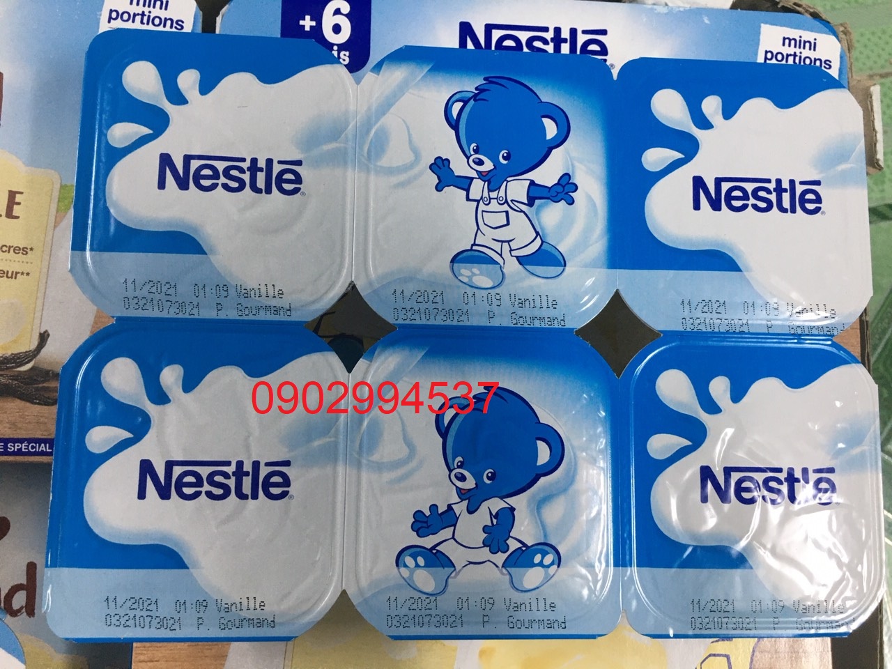 Váng sữa Nestle vị vani (vỉ 6 hộp x 60g)