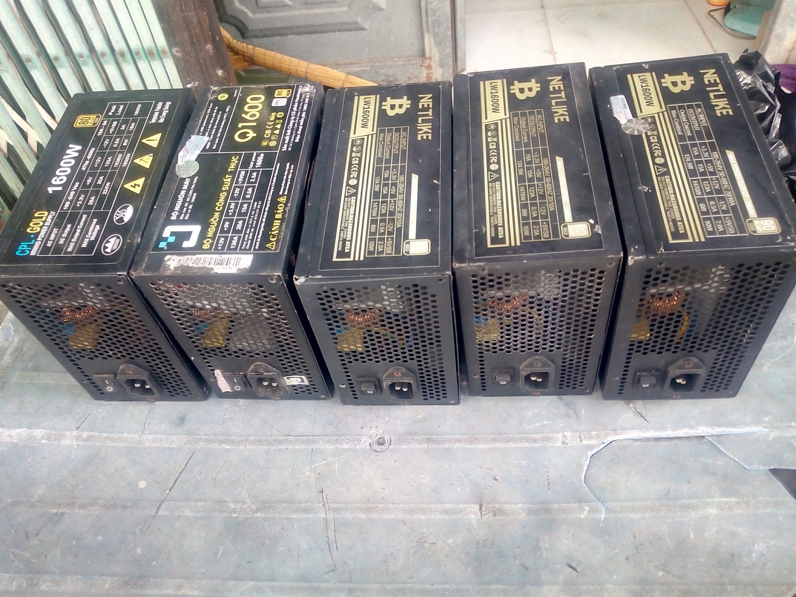 Nguồn trâu 1600W đã qua sử dụng secondhand