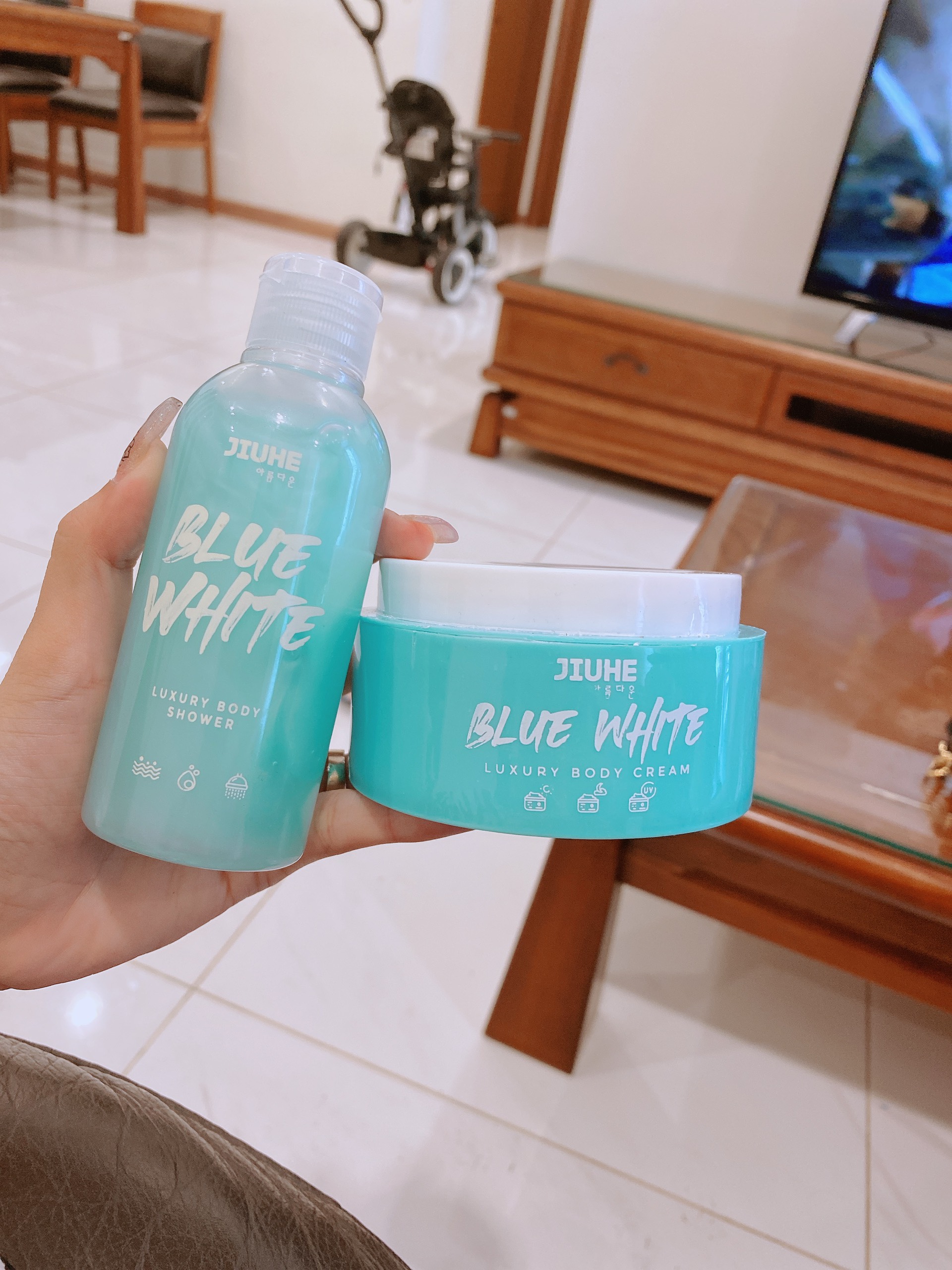 [HCM]BODY BLUE JIUHE DƯỠNG TRẮNG