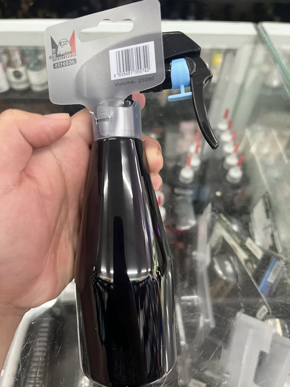 Bình Xịt Nước Cắt Tóc Eagle Fortress 250ml