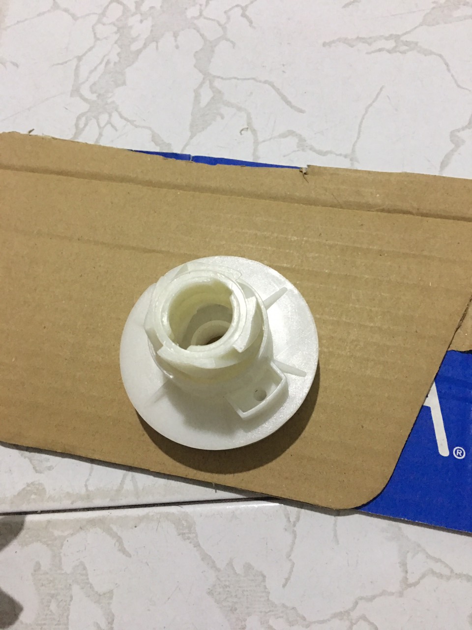 [HCM]BỘ CỐC ( CHÓ) XOẮN MÁY CẮT CỎ 411