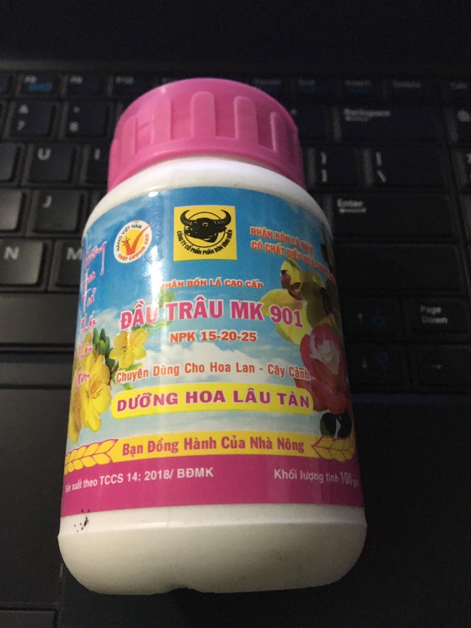 PHÂN BÓN ĐẦU TRÂU 901 lọ 100gr