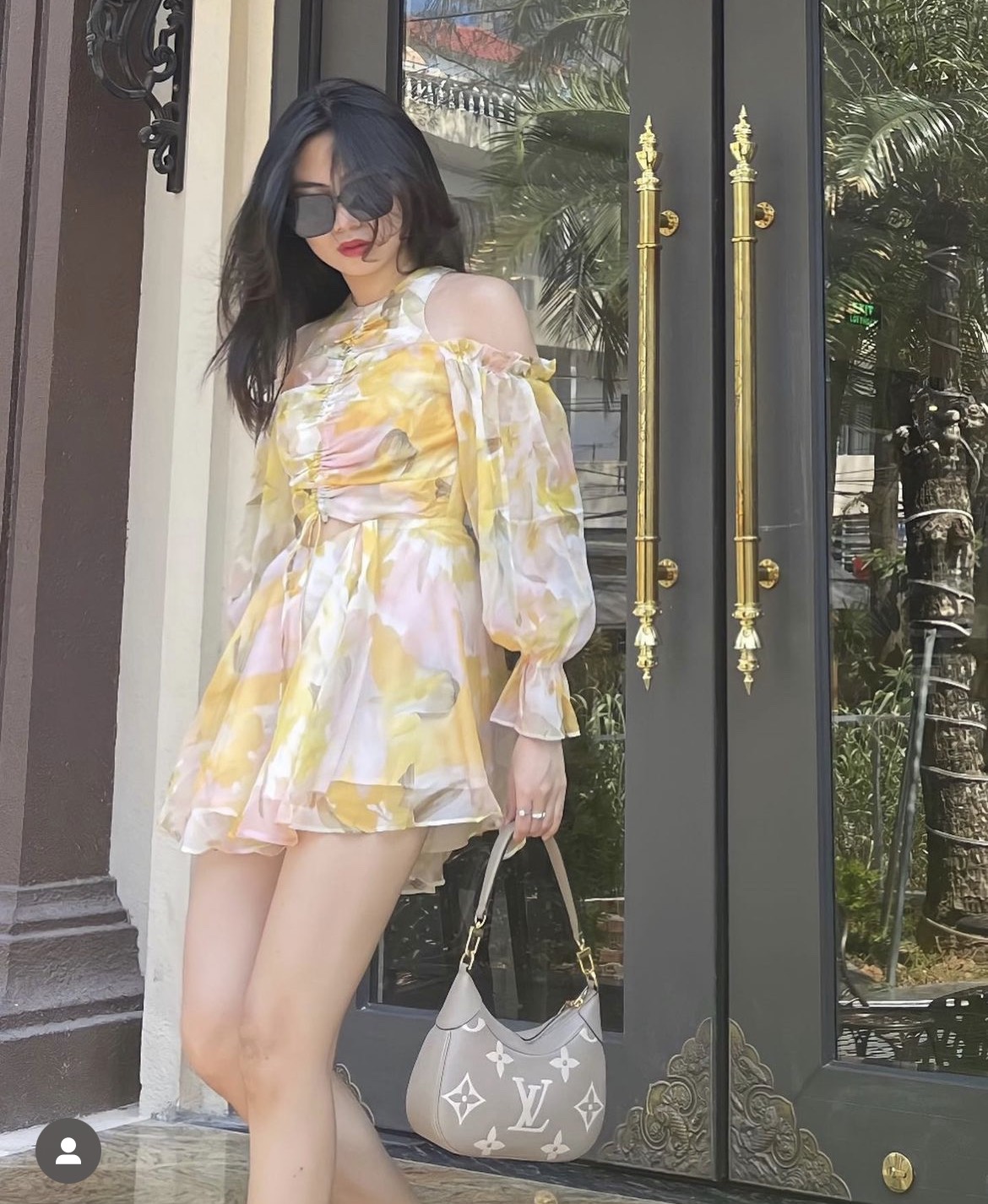 COCO SIN - Playsuit Hoa Vàng Nhún Ngực