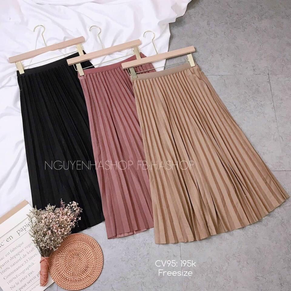 Chân váy xoè xếp ly