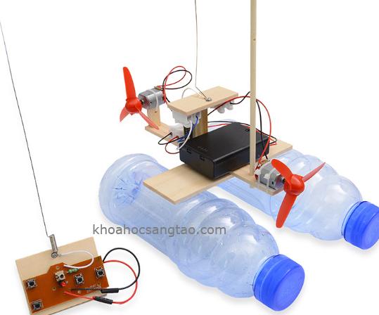 [Stem] Đồ chơi thuyền điều khiển từ xa