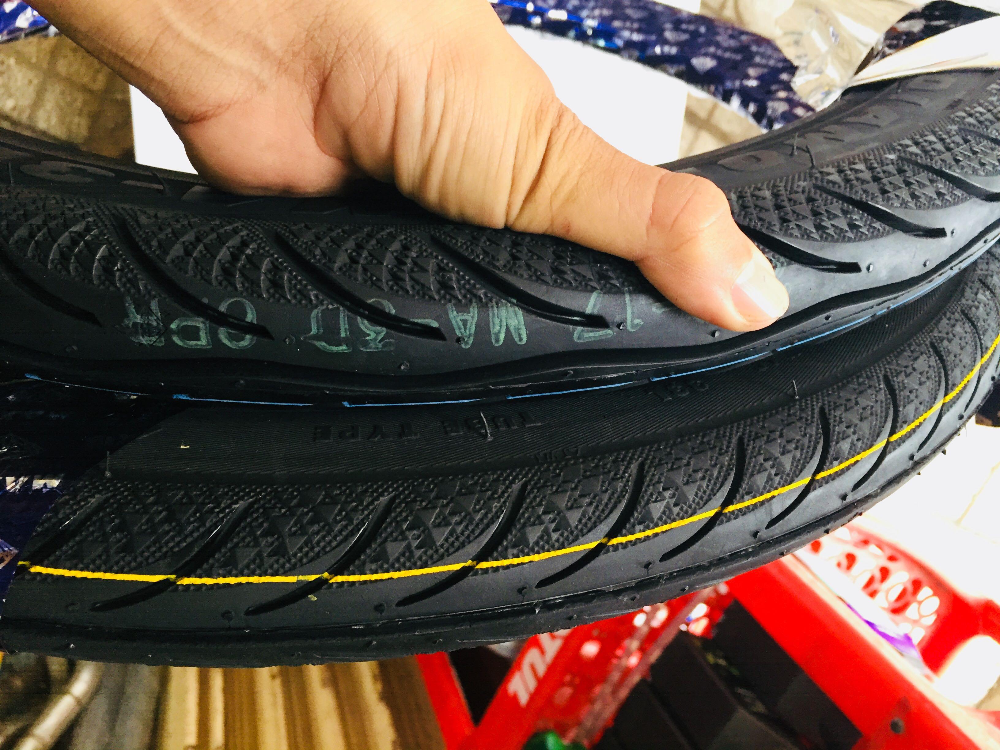 Cặp vỏ xe Maxxis 2 25 17 và 2 50 17 sản phẩm bền bỉ