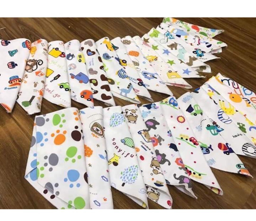 Set 10 Khăn Yếm Tam Giác Cho Bé