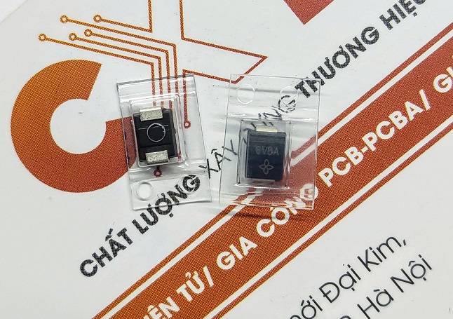 Smbj6.8a tvs diode 6.8v 600w