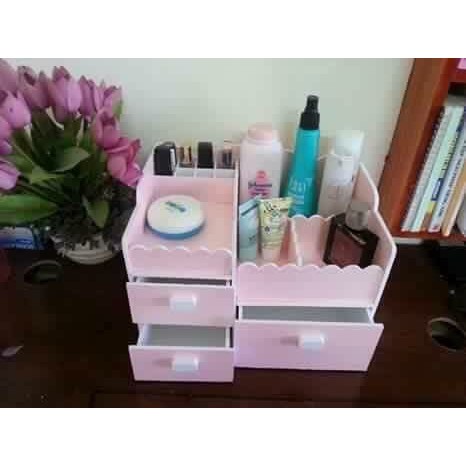 Kệ mỹ phẩm lượn sóng màu trắng