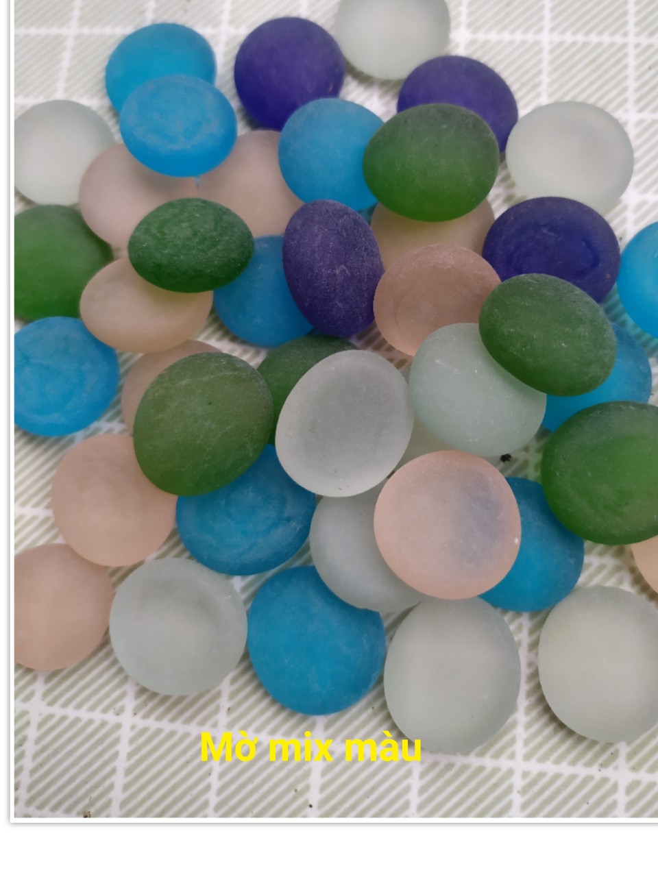 [HCM Chọn mẫu]]Sỏi Thủy Tinh (bịch 300gam) trang trí Hồ Cá-Bể Cá Hòn Non Bộ
