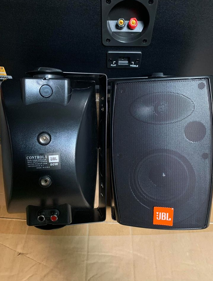 Loa jbl control 1 f-550 - loa treo tường jbl control 1 f-550 dùng cho quán cà phê, khu vui chơi, phòng học, nhà hàng - gia đình, công suất 80w, âm thanh trung thực, bass chắc khỏe, thiết kế hiện đại đại, ) bảo hành 12 tháng.