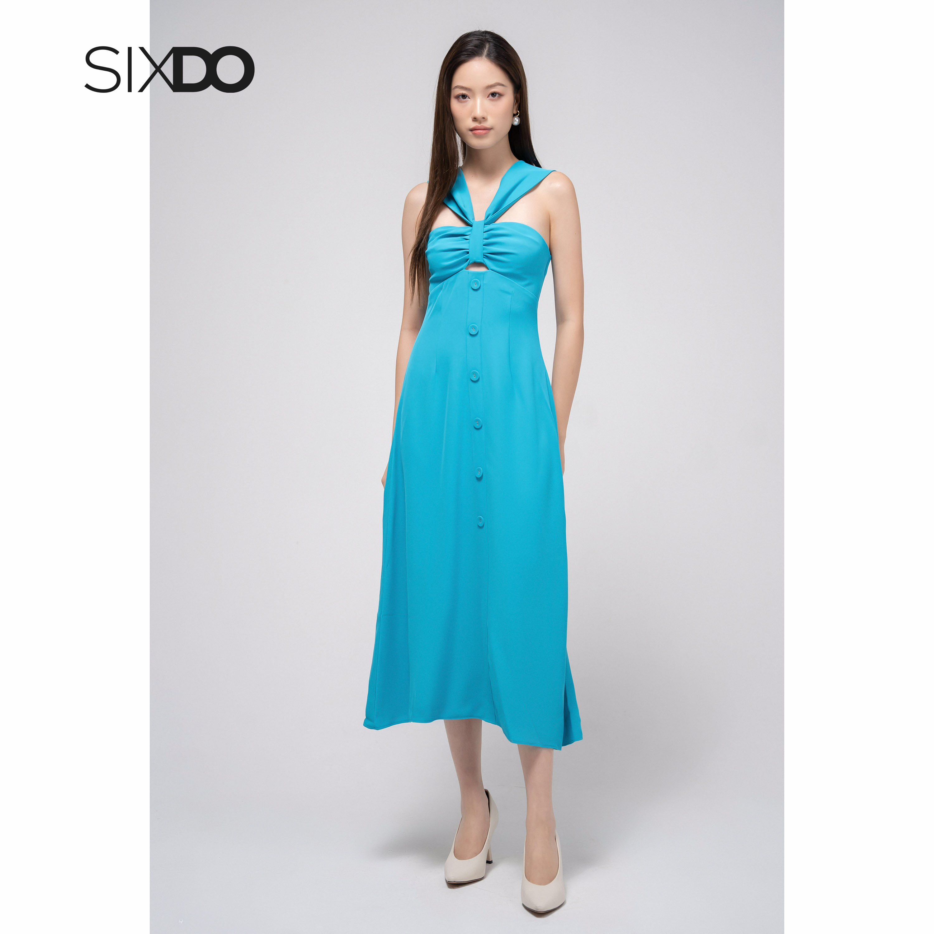 Đầm nhún ngực phối cúc thời trang SIXDO (Halter Neck Midi Silk Dress)