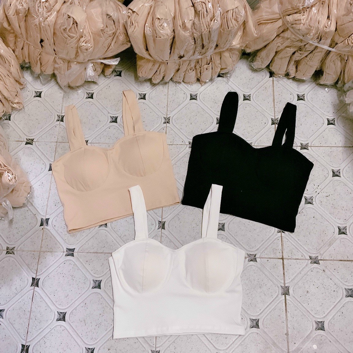 Áo croptop bra kèm mút xinh tôn dáng