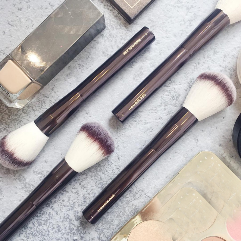 [HCM]Cọ Phủ Phấn Hourglass