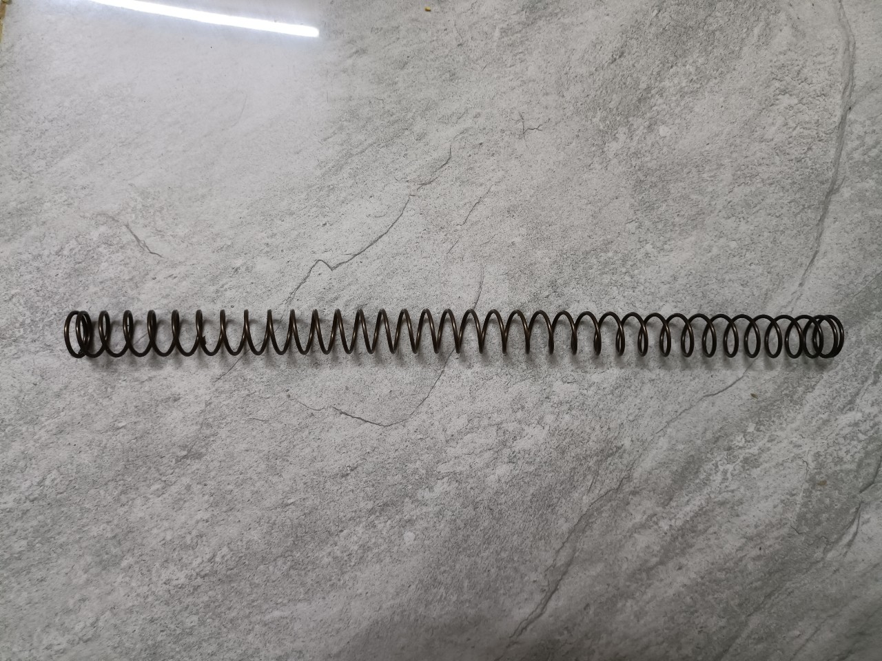 lò xo chất liệu sợi cacbon phi 15 dài 30cm sợi 1.2mm sử dụng cho FX