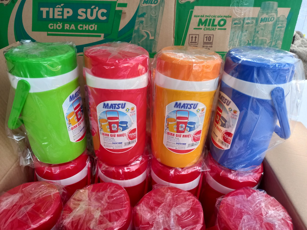 Bình giữ nhiệt 750 mL Duy Tân Matsu