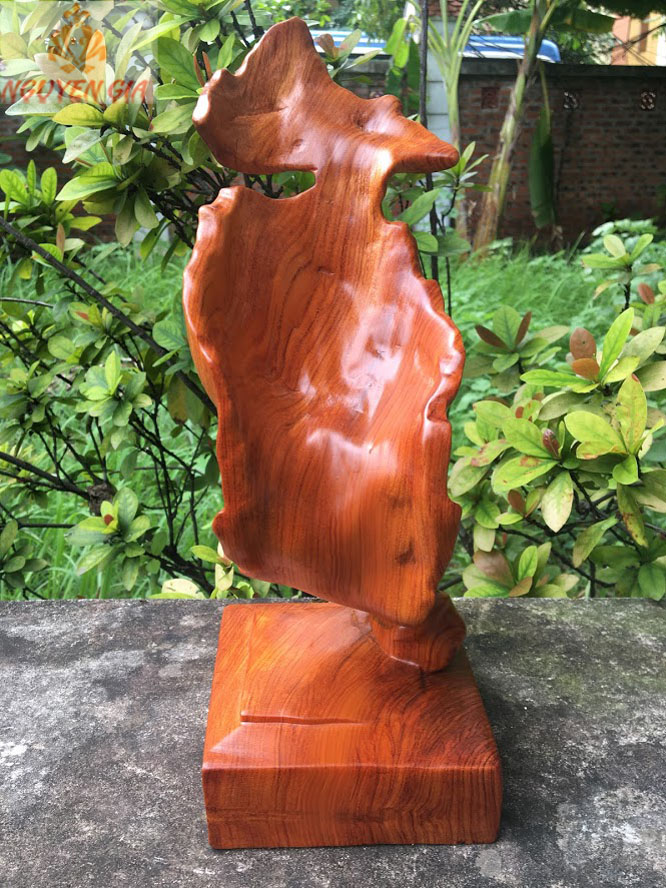 Tượng Im Lặng là Vàng Gỗ Hương