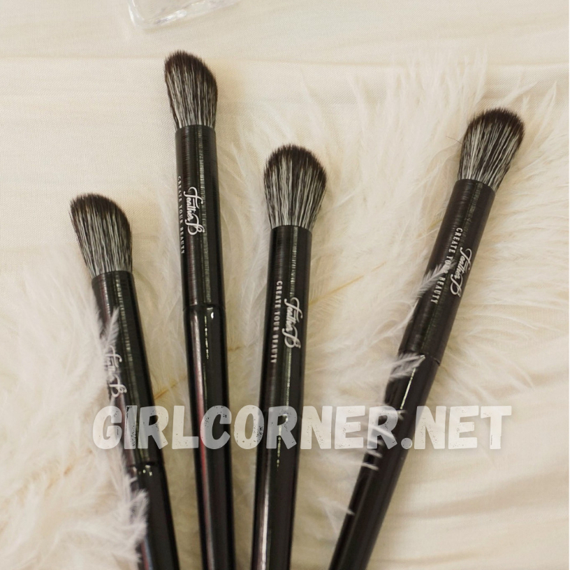 Cọ khối mũi Feather B 222