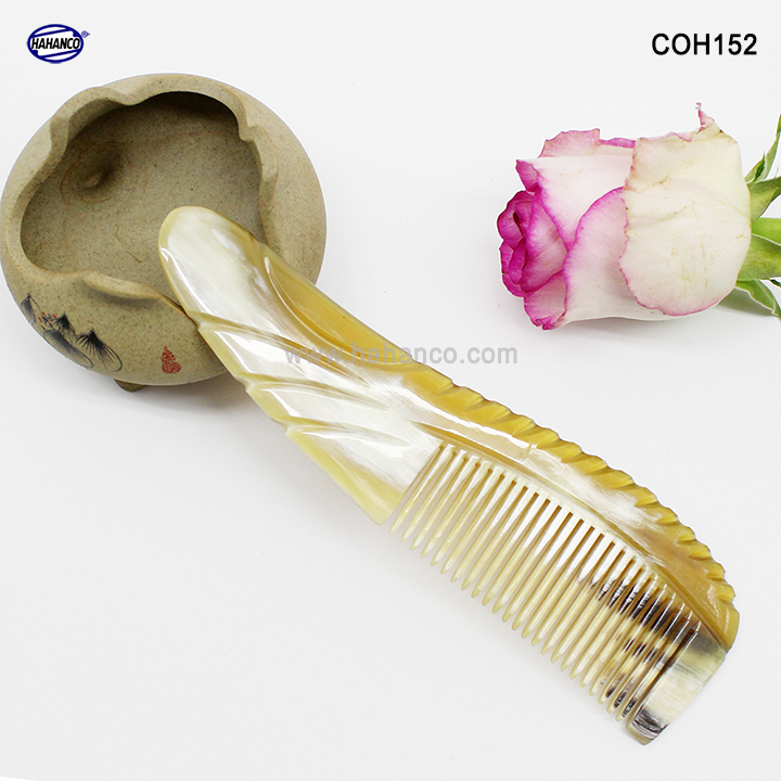Lược sừng xuất Nhật (Size:M-16,5cm) Lược đuôi thon nhỏ gọn (COH152)