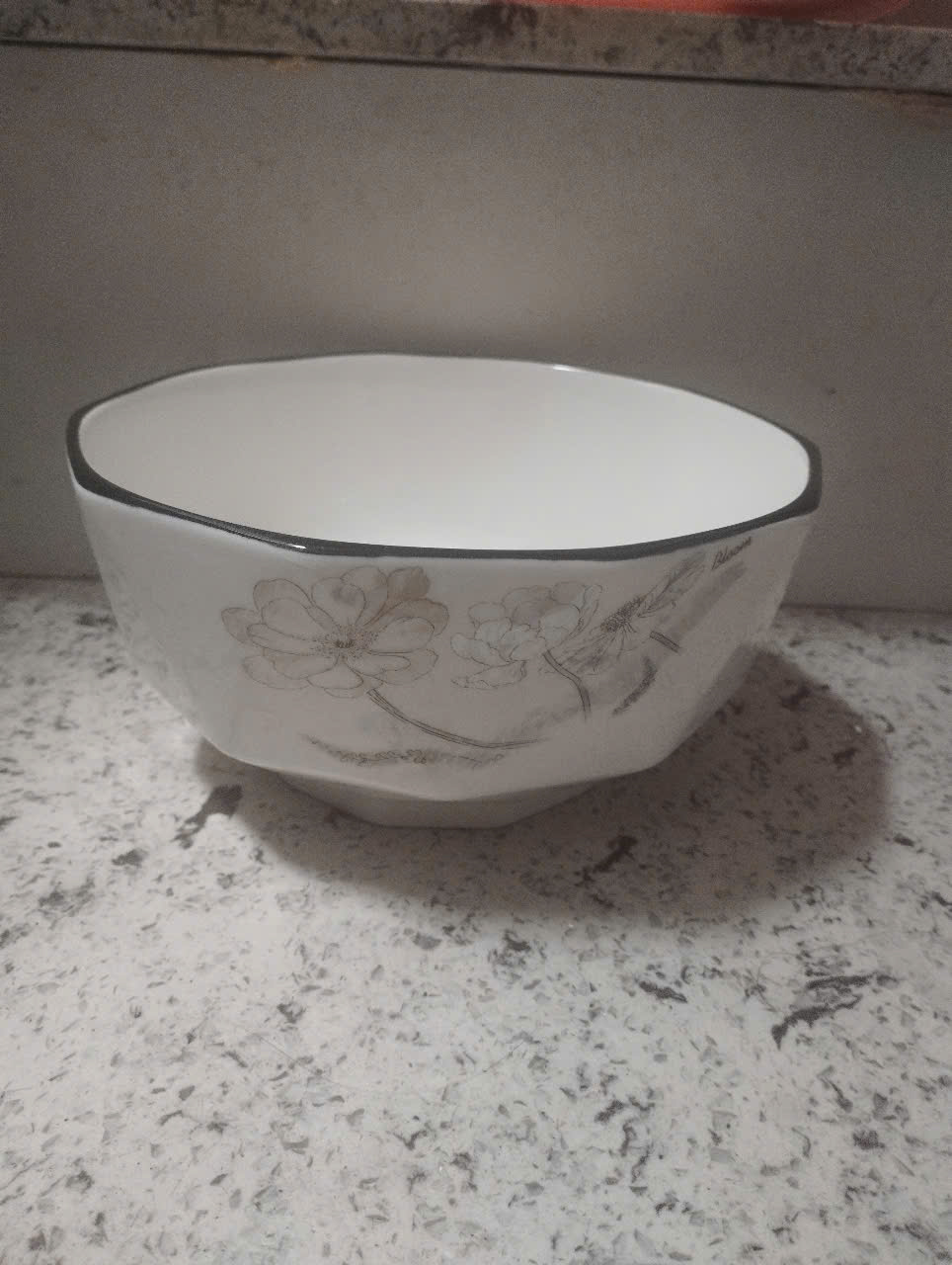 Tô sứ kim cương hoa văn tô sứ trắng nhiều size 15.5cm, 18cm, 20cm - MUA 4 CÁI TẶNG 1 CÁI CÙNG LOẠI