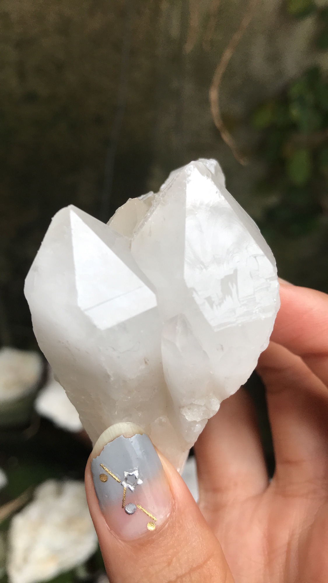 Đá Thạch Anh trắng dạng búp sưu tầm S28