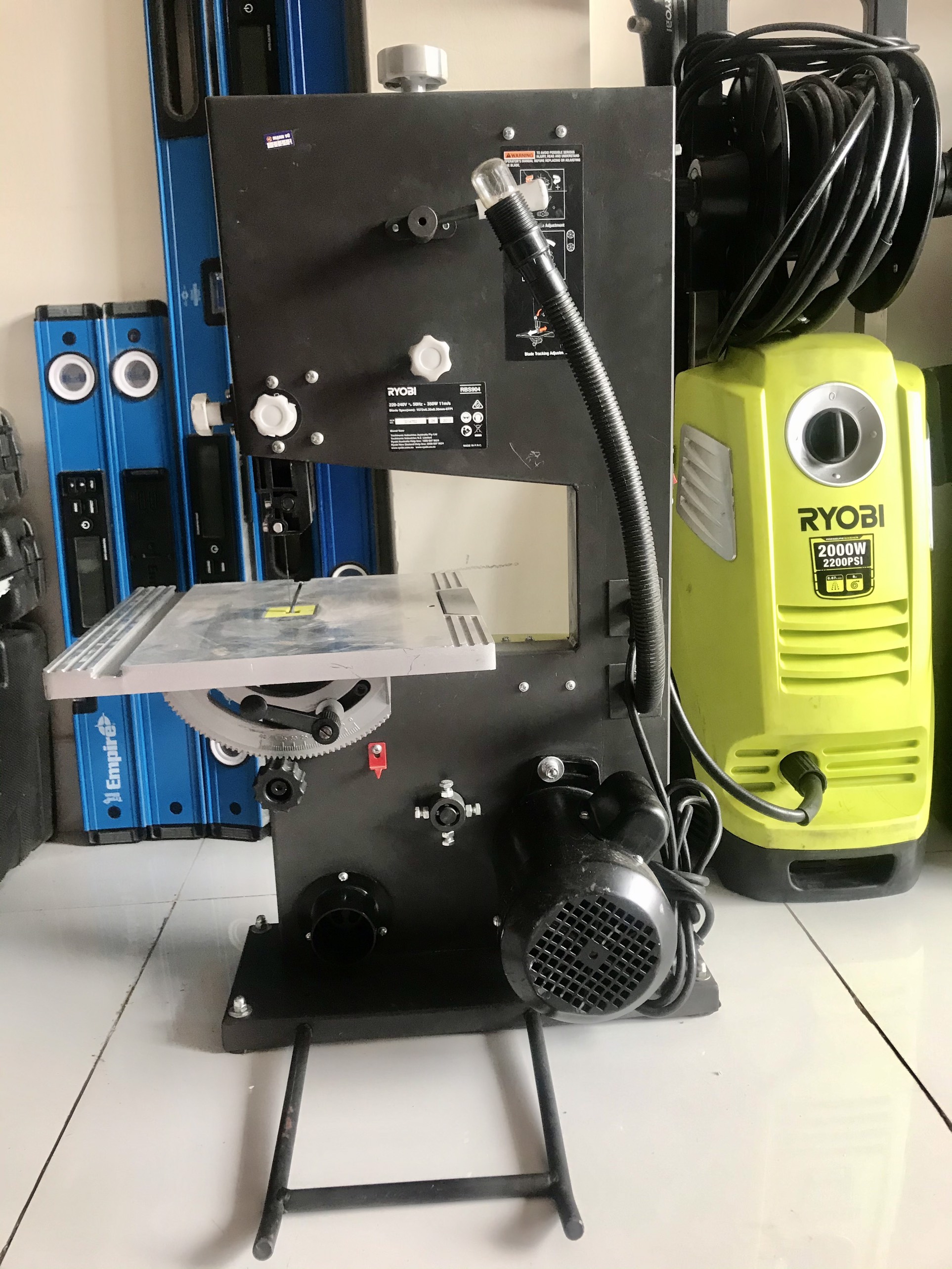 Cưa Lọng Đứng Ryobi