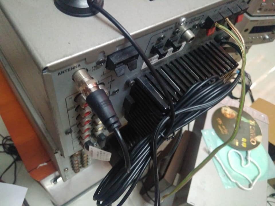 Ăng ten nghe đài FM, AM cho dàn nhật bãi