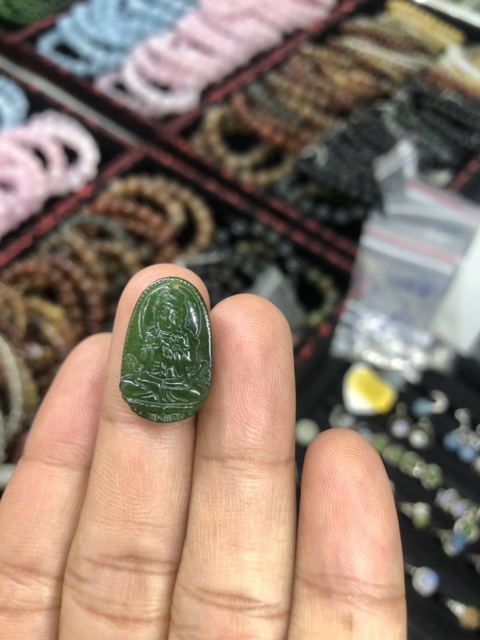 Mặt dây chuyền phật bản mệnh 12 con giáp phong thủy đá ngọc bích Lapis Canada