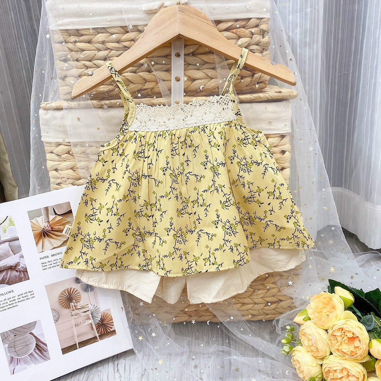 Bộ quần áo bé gái size đại kiểu 2 dây hoa nhí cho bé từ 20kg đến 35kg
