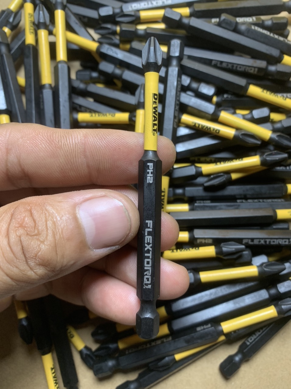 Mũi vít Dewalt PH2 FLEXTORQ dài 90mm có từ ( SL :1 mũi )