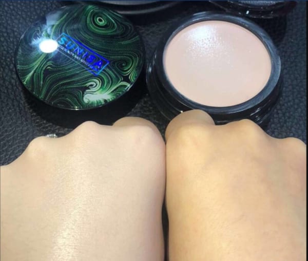 Phấn nước SUNISA kèm cây chổi tán