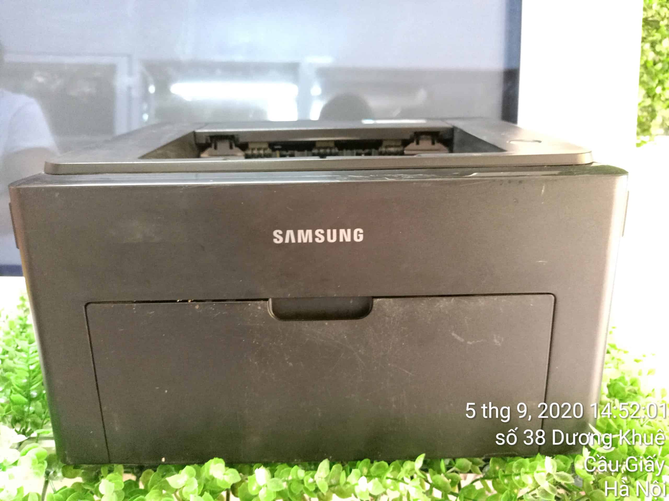 Máy in Samsung ML - 1640 ( Tặng hộp mực , dây nguồn , dây USB mới )