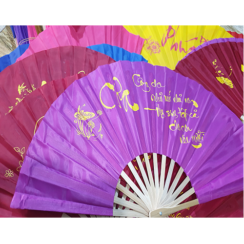 Quạt vải thư pháp & nhiều màu và kích cỡ