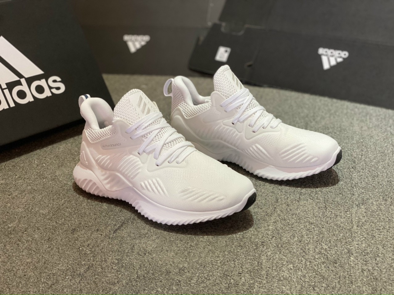 [ 𝙎𝘼𝙇𝙀 𝙃𝙊𝙏 ] Giày Thể Thao Nữ Adidas Alphabounce Beyond